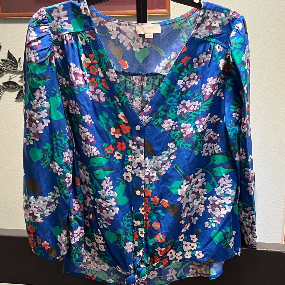 LOFT Blue Floral Button-Down Blouse #-67